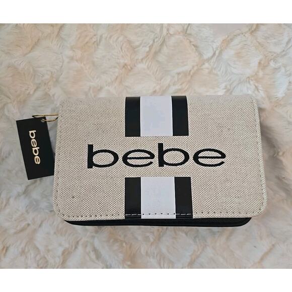 9886 Bebe Paisley Canvas Crossbody Black W/ Canvas Embroidered Logo NWT Msrp $89 - Picture 1 of 7